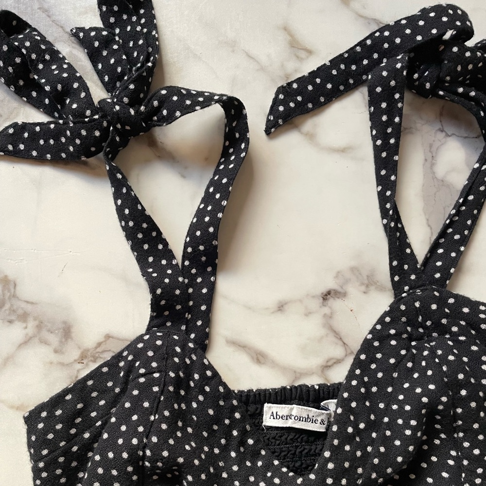 Abercrombie Polka dot tank <3